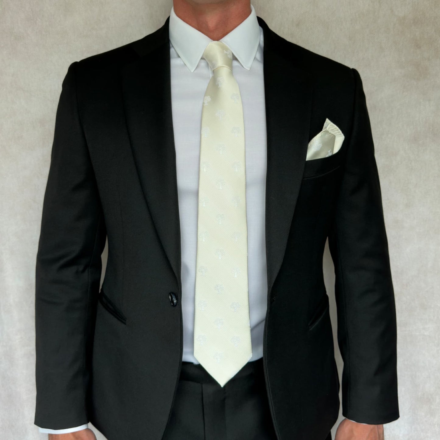 Ivory & White Tree Tie