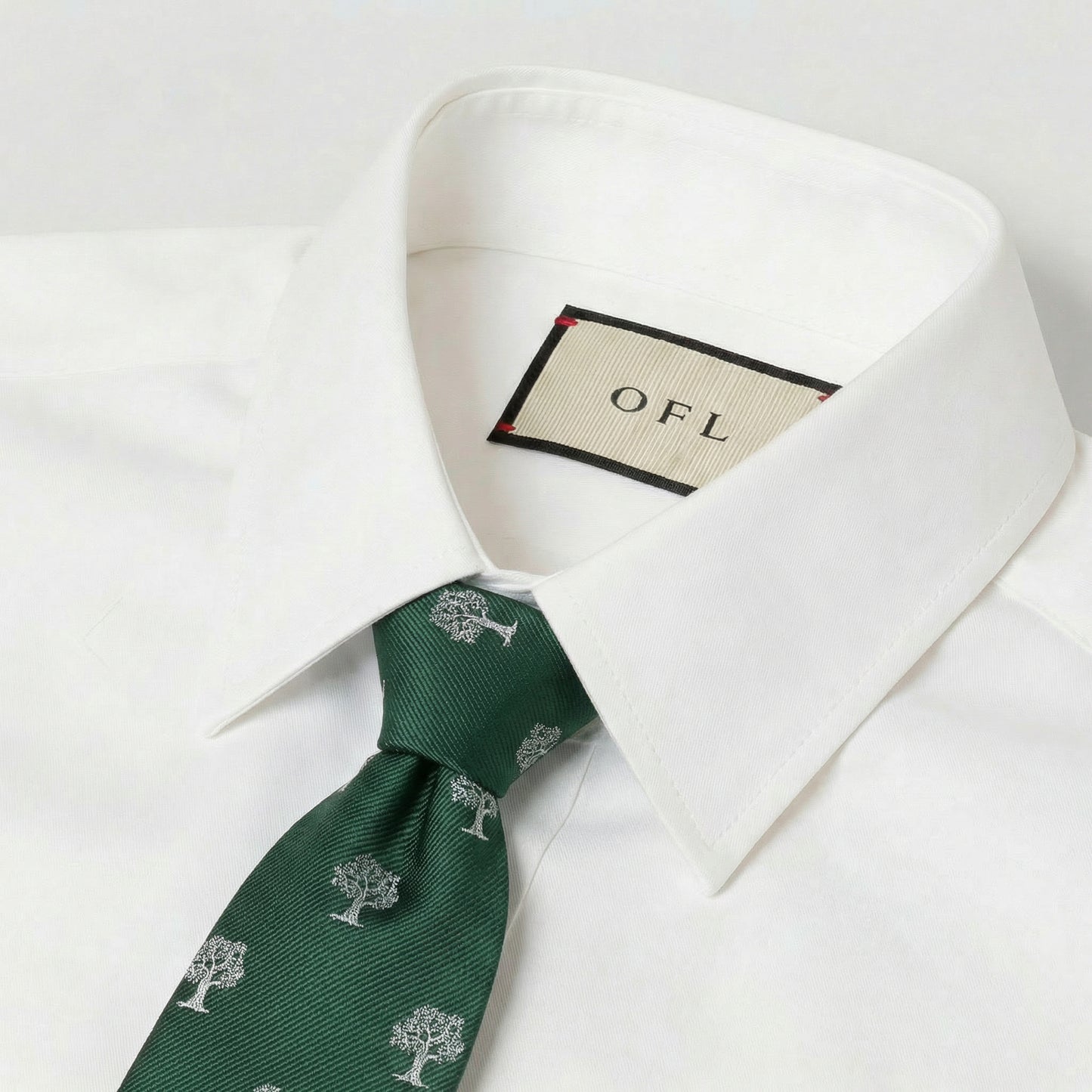Tree Tie Green & Silver