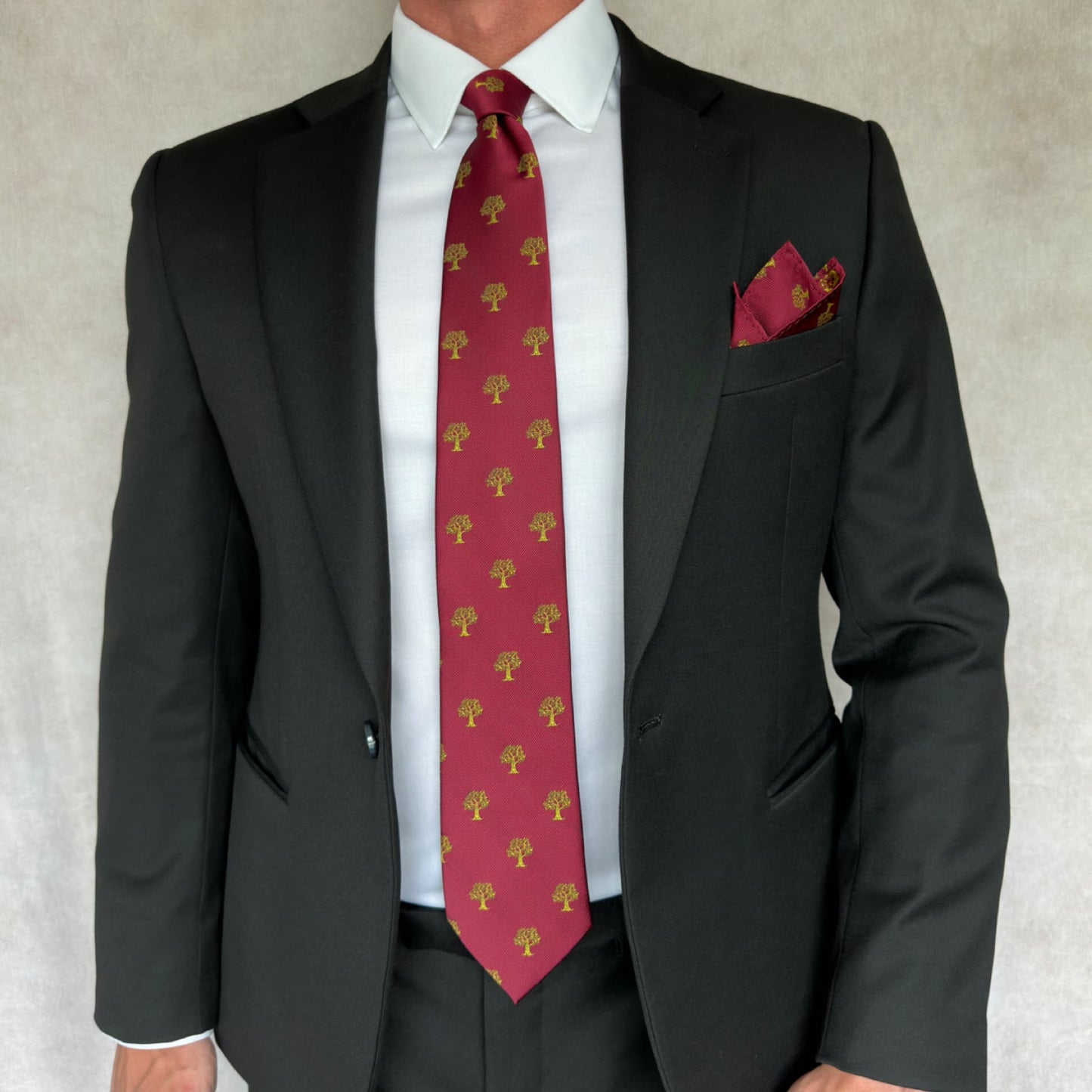 Red & Gold Tree Necktie